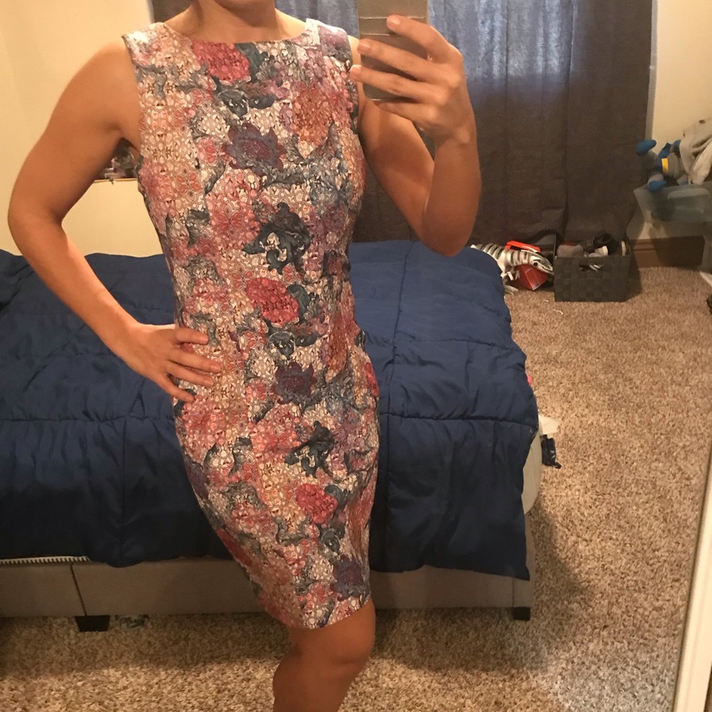 H&M floral printed dress. Size 8 gently used
